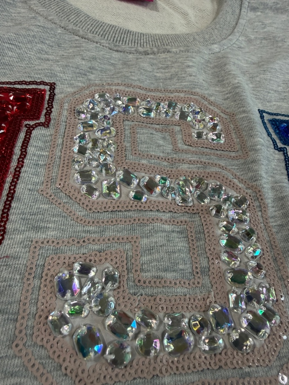 QUEEN OF SPARKLES Gray Crop Tee with Red, White & Blue Sequin USA - Picture 6 of 10